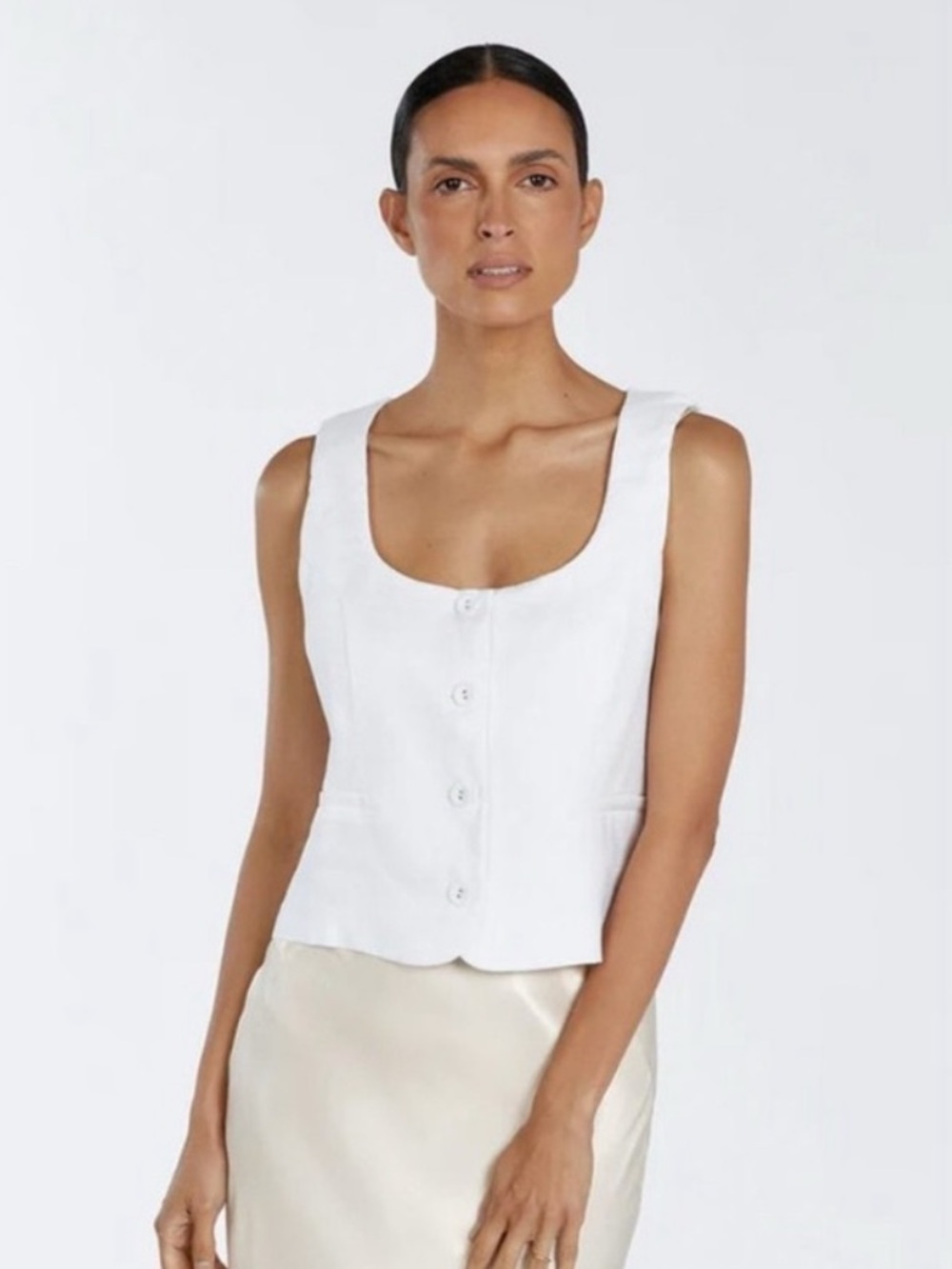 DISSH white oscar scoop neck Linen vest size 6